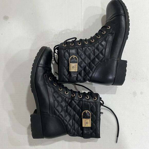 G by Guess Quilted Black Combat Boots SIZE 9M Goldtone Hardware Lug Sole Shoes - Picture 5 of 9